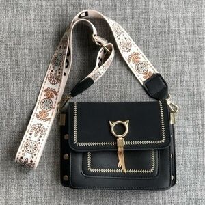 Cat crossbody bag